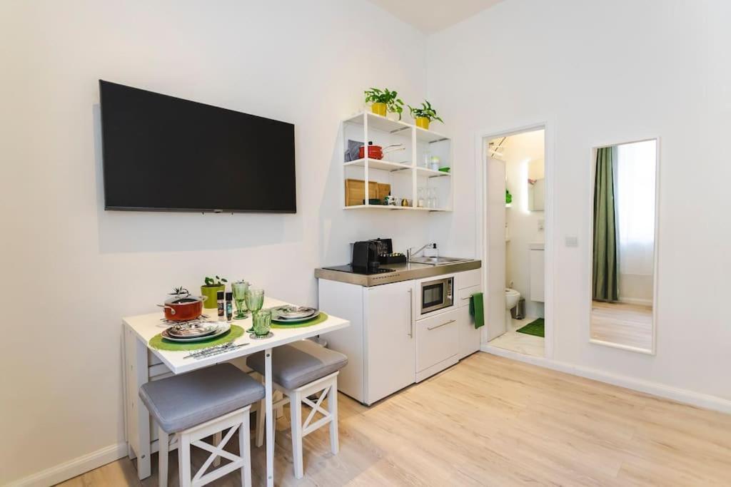 Lovely In The Heart Of Apartment