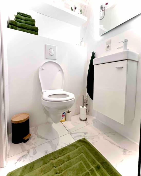 Apartment Lovely In The Heart Of